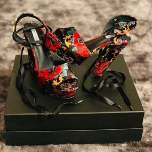 Cape Robbin Floral Sandal
